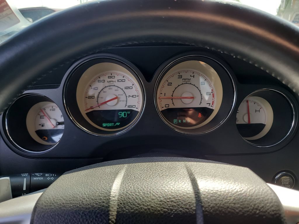 Used 2014 Dodge Challenger R/T RWD image 28
