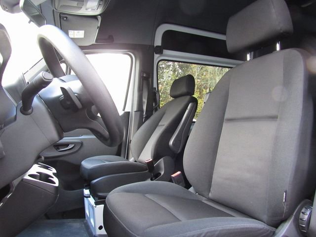 Used 2024 Mercedes-Benz Sprinter 2500 image 11
