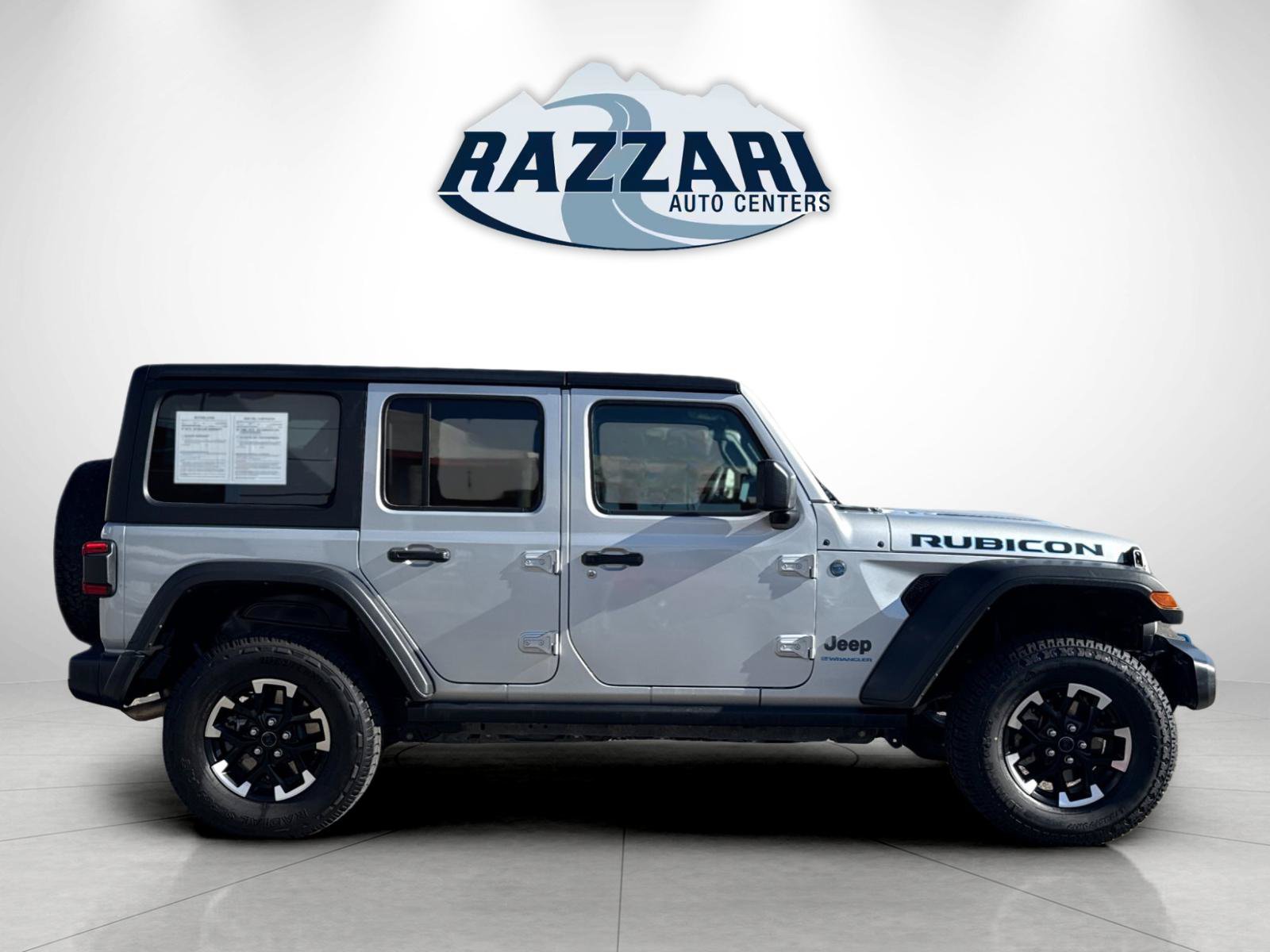 Used 2024 Jeep Wrangler Unlimited Rubicon 4xe AWD/4WD image 2