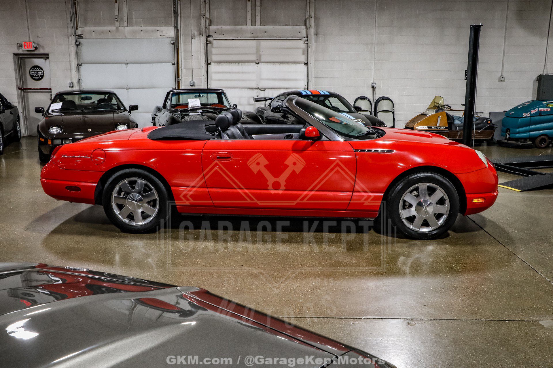 Used 2002 Ford Thunderbird RWD image 39