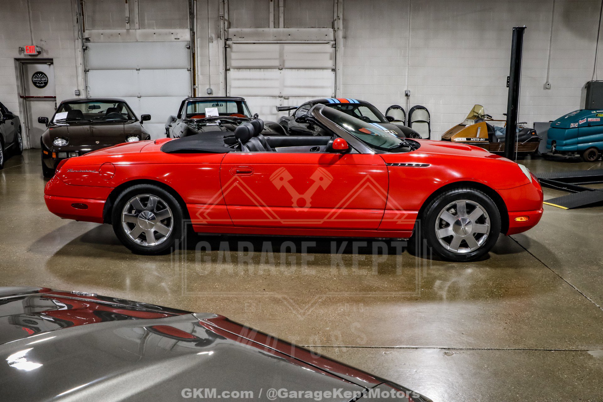 Used 2002 Ford Thunderbird RWD image 39