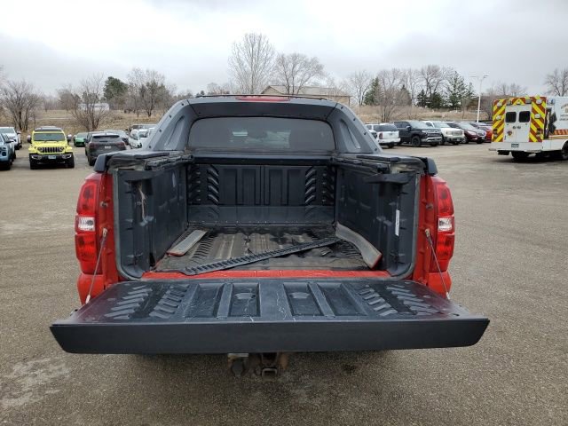 Used 2010 Chevrolet Avalanche LS w/ Exterior Plus Package image 26