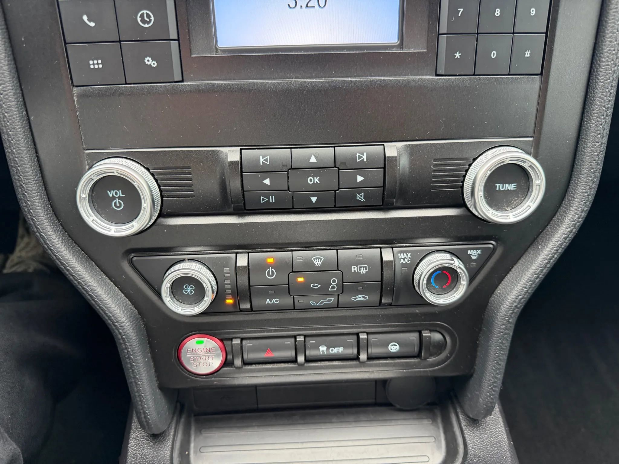 Used 2020 Ford Mustang Coupe image 17