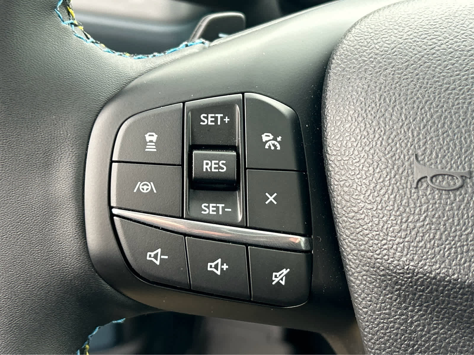 New 2025 Ford Maverick Lobo image 34