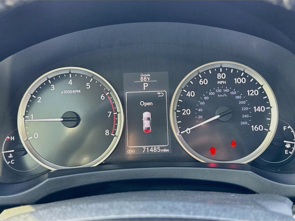 Used 2016 Lexus IS 200t w/ Navigation System Package RWD image 14