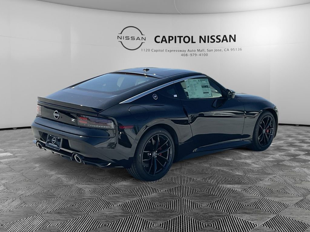 New 2025 Nissan Z Performance w/ Floor Mat Package image 6