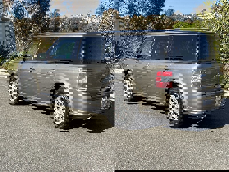 Used 2014 Ford Flex SE image 4