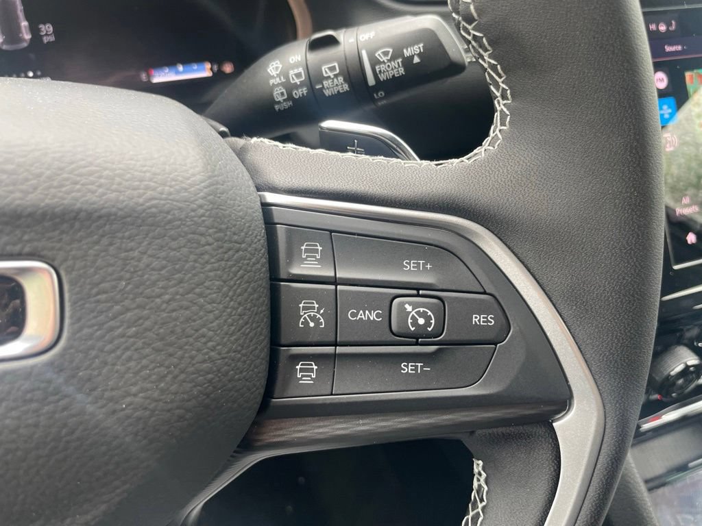 New 2026 Jeep Grand Cherokee Laredo X AWD/4WD image 16