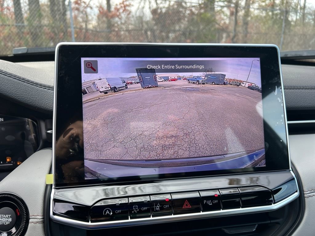 New 2026 Jeep Compass Limited w/ Sun, Sound & Navigation Group image 17