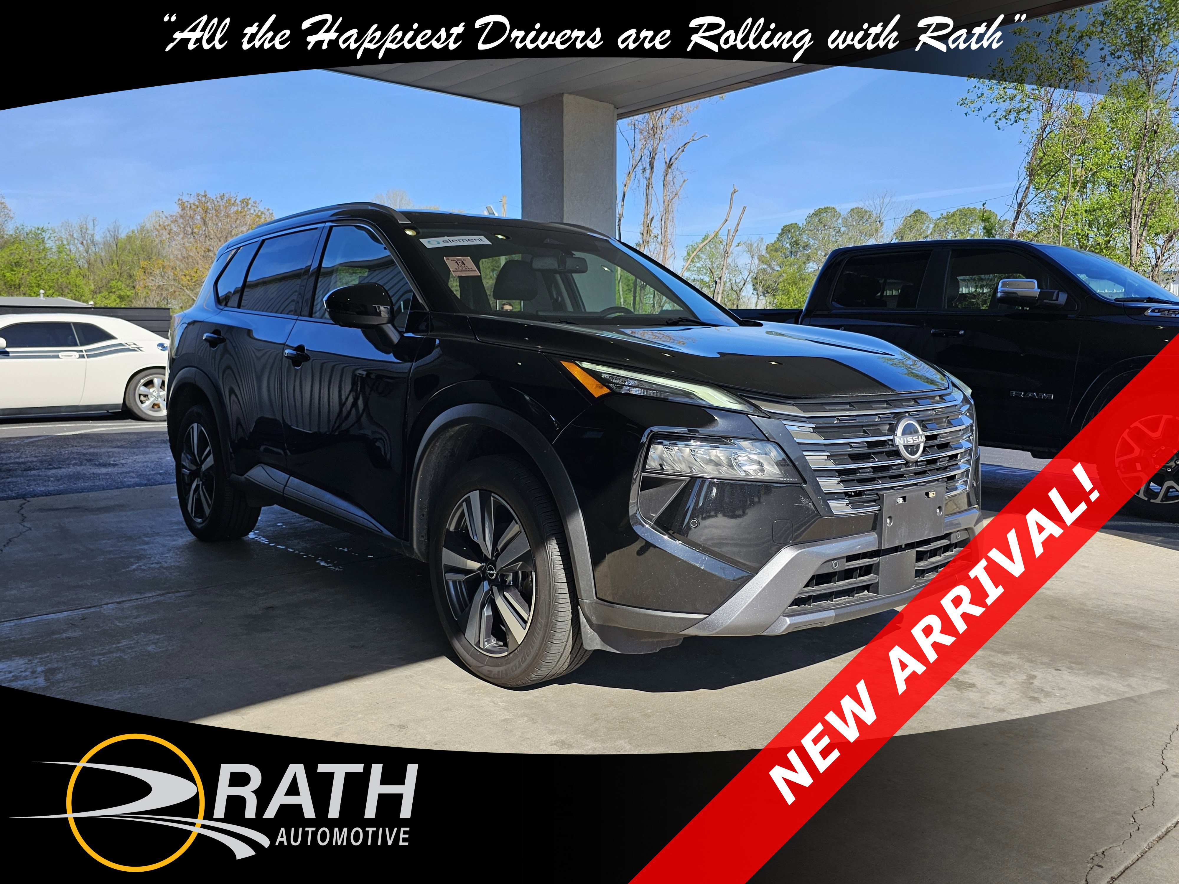 Used 2024 Nissan Rogue SL image 1