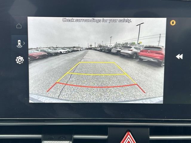 Certified 2024 Hyundai Elantra SEL image 26