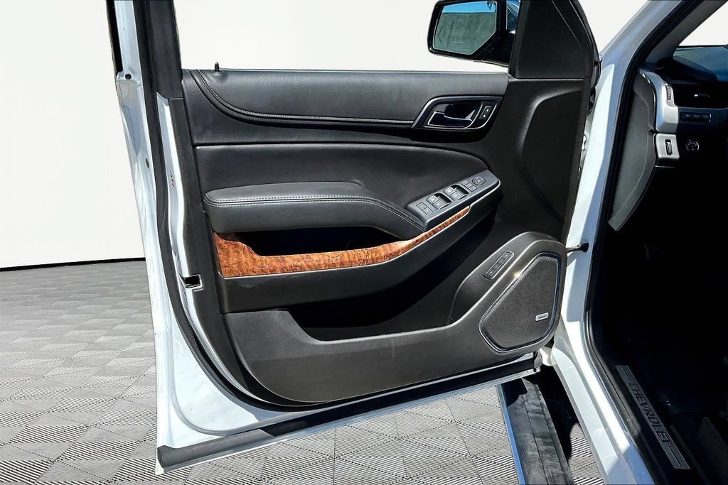 Used 2019 Chevrolet Tahoe Premier w/ Premier Plus Edition RWD image 21