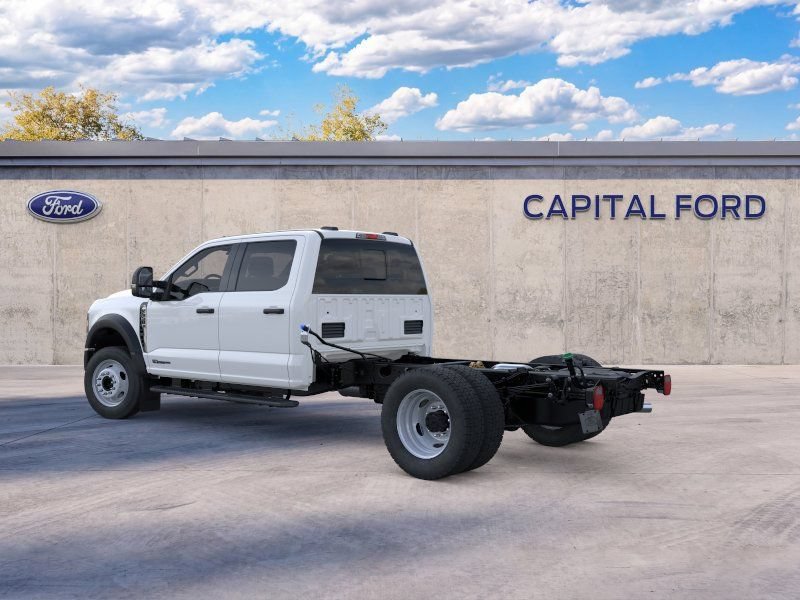 New 2026 Ford F550 4x4 Crew Cab image 7