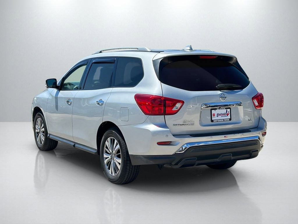Used 2020 Nissan Pathfinder SL FWD image 7