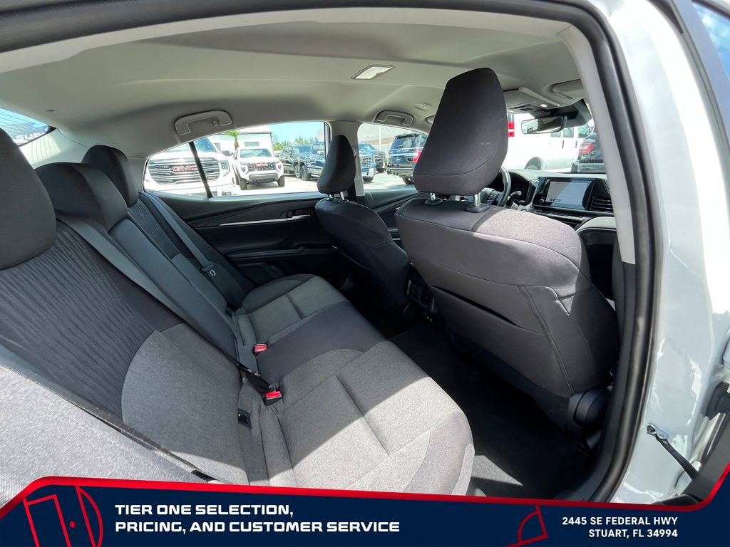 Used 2025 Toyota Camry LE FWD image 18