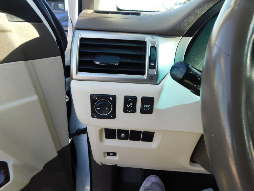 Used 2012 Lexus GX 460 460 image 31