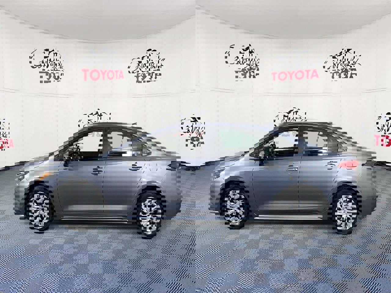 Used 2024 Toyota Corolla LE image 5