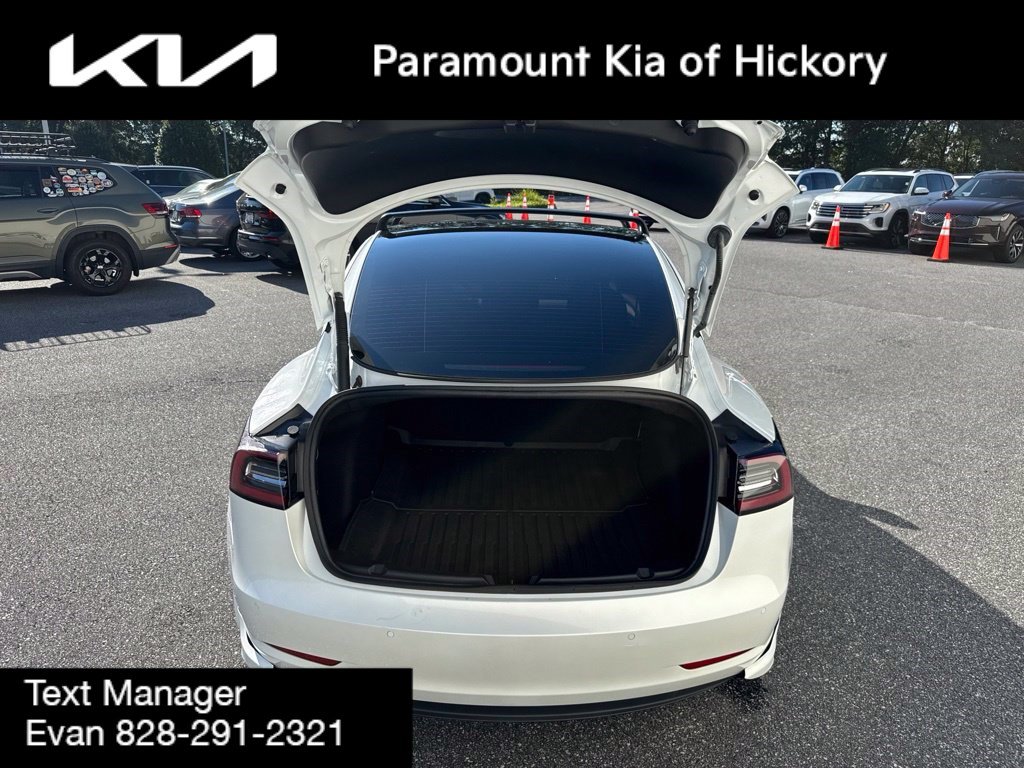 Used 2022 Tesla Model 3 Long Range AWD/4WD image 10