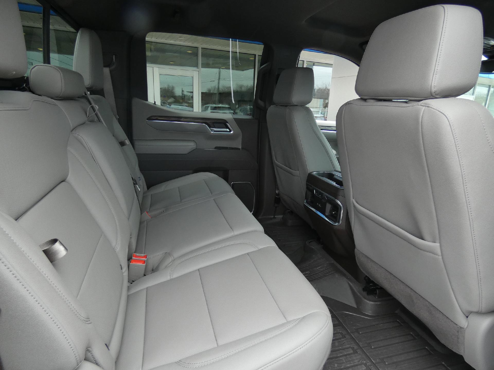 Certified 2025 GMC Sierra 1500 SLT w/ SLT Premium Plus Package image 16