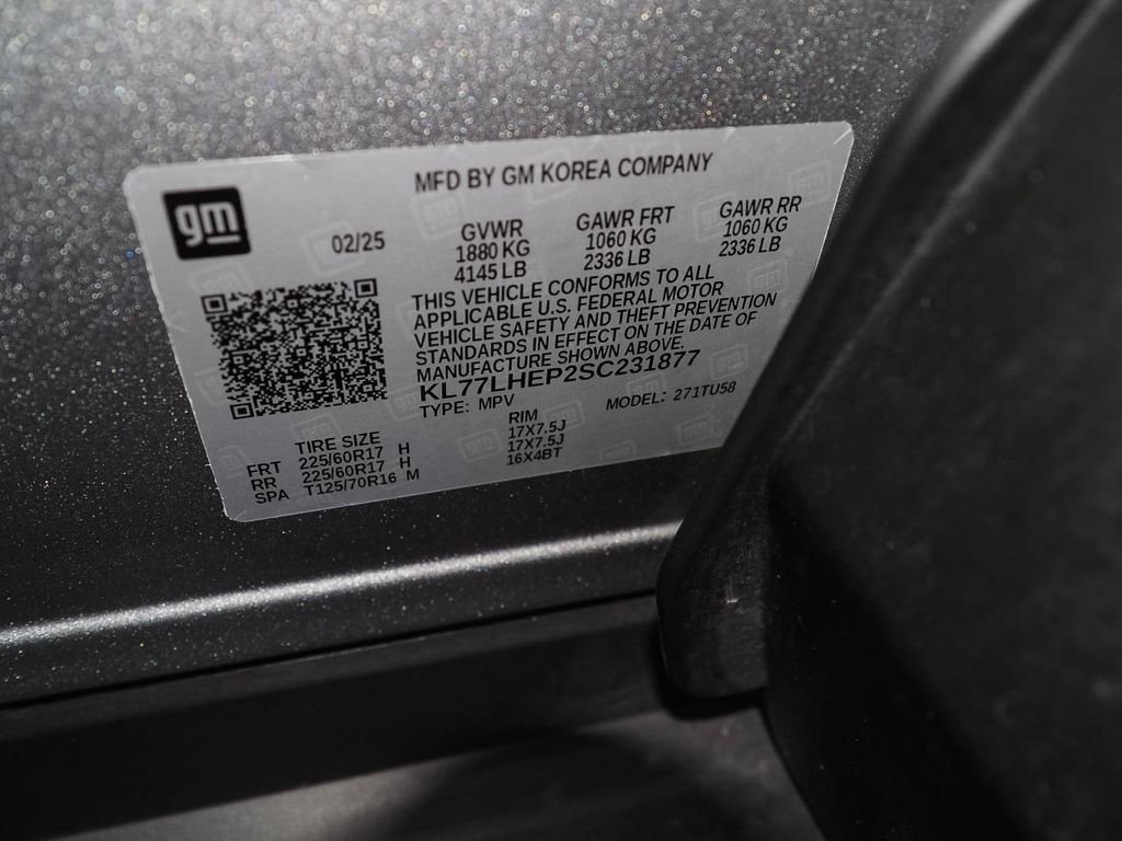 Certified 2025 Chevrolet Trax LT w/ LT Convenience Package image 38