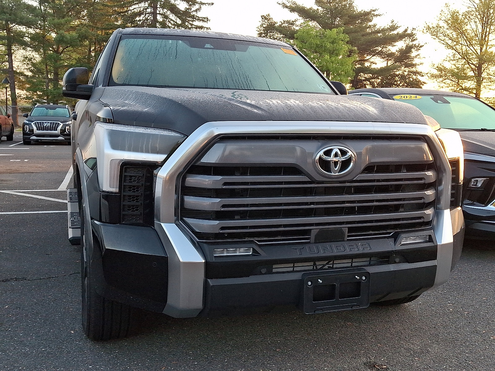 Used 2025 Toyota Tundra Limited image 4
