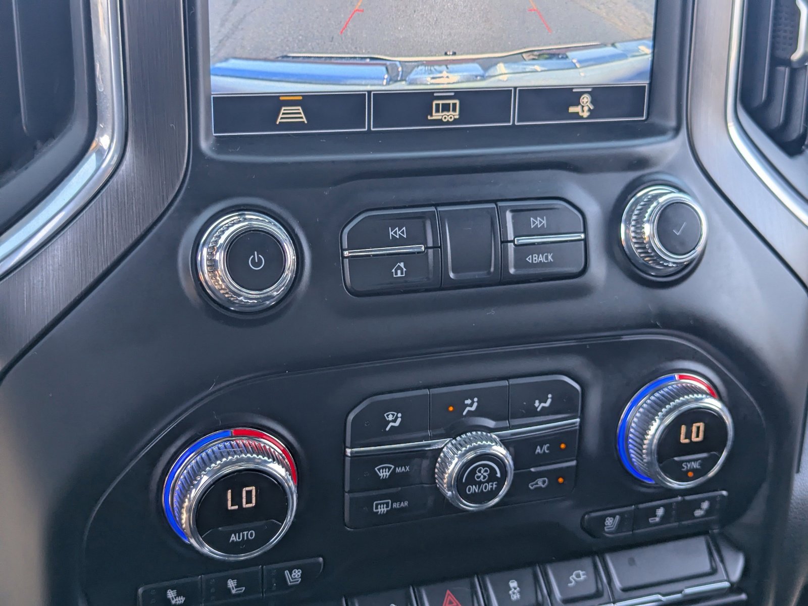 Used 2021 GMC Sierra 1500 AT4 image 24