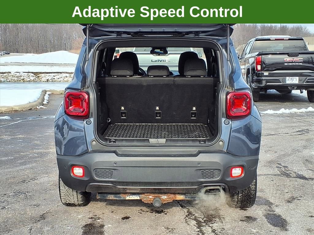 Used 2021 Jeep Renegade Latitude w/ Luxury Group II image 27