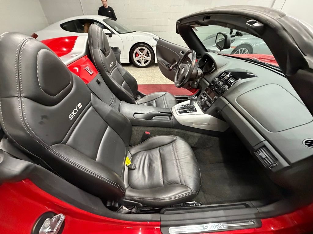 Used 2008 Saturn Sky Red Line image 28
