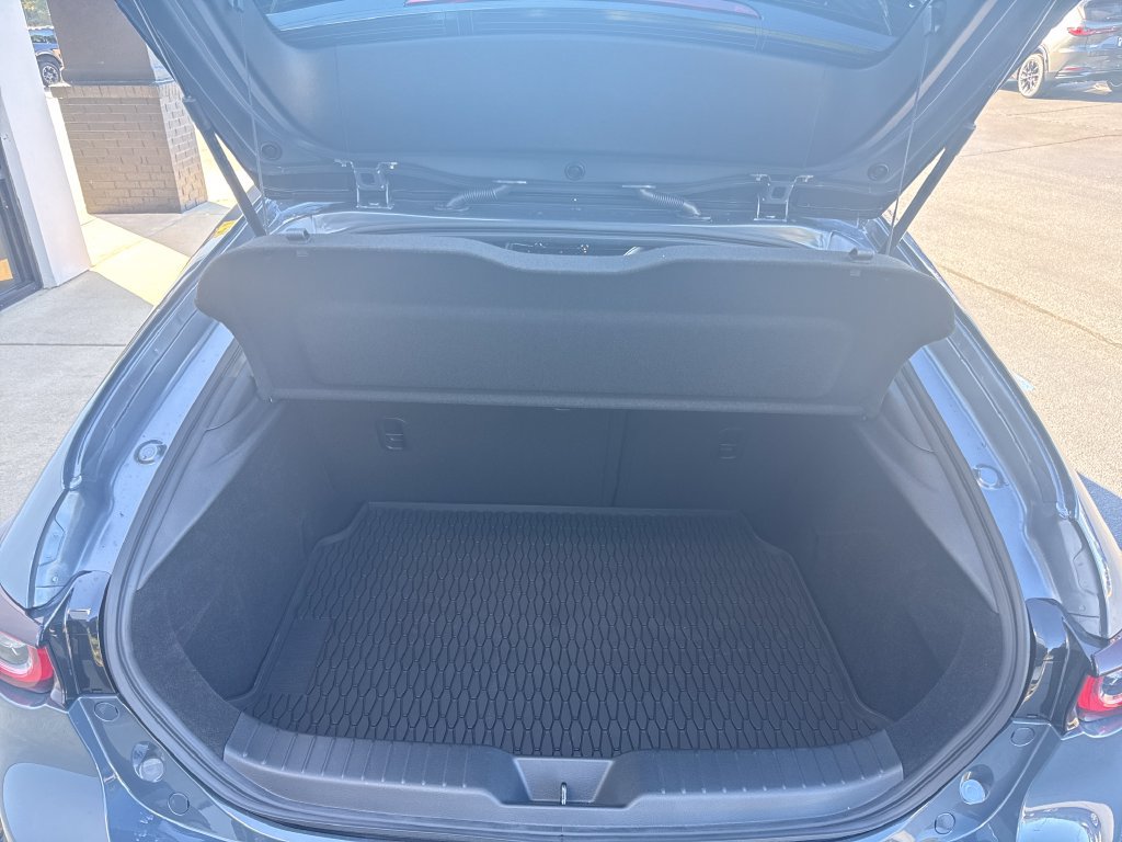 New 2026 MAZDA MAZDA3 Hatchback w/Premium Plus Pkg AWD/4WD image 17