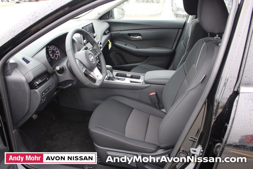 New 2025 Nissan Sentra SV image 8
