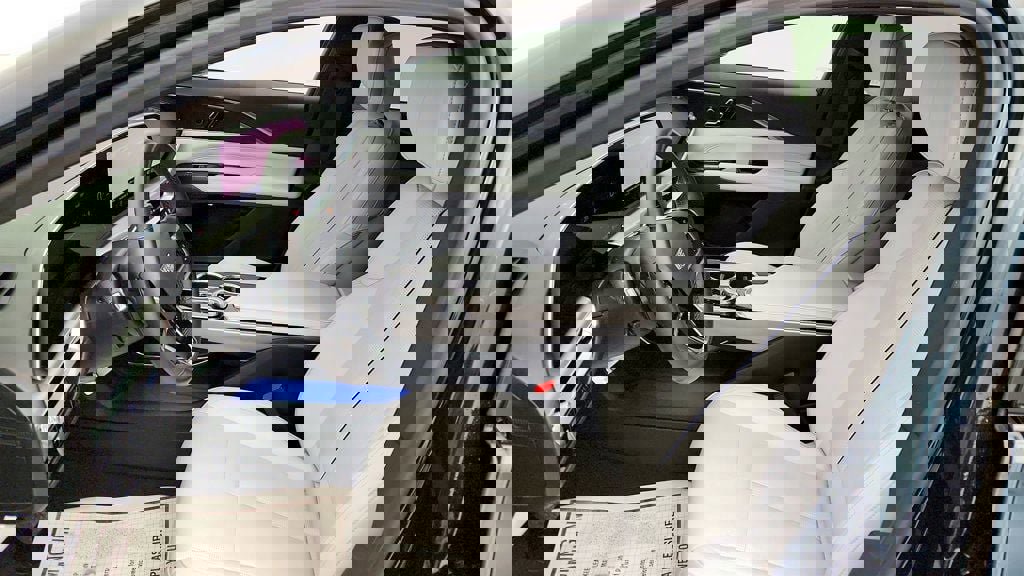 Used 2024 Cadillac Lyriq Luxury image 19