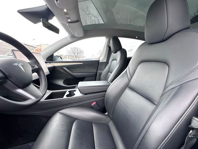Used 2023 Tesla Model Y Long Range image 18
