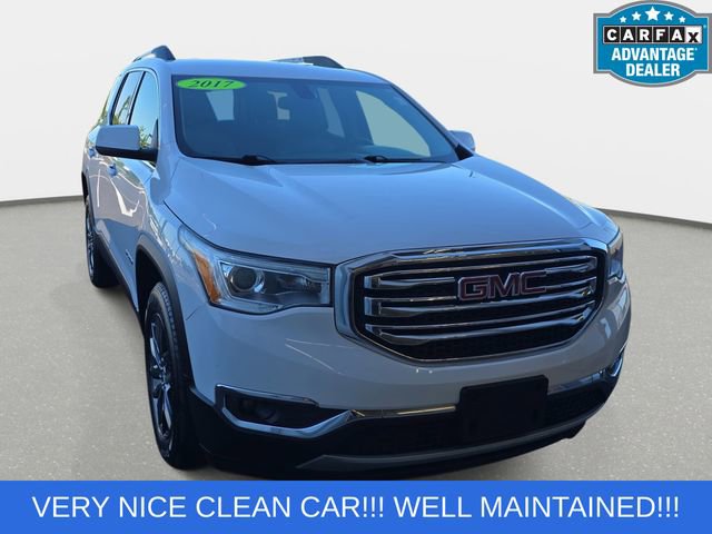Used 2017 GMC Acadia SLT image 3