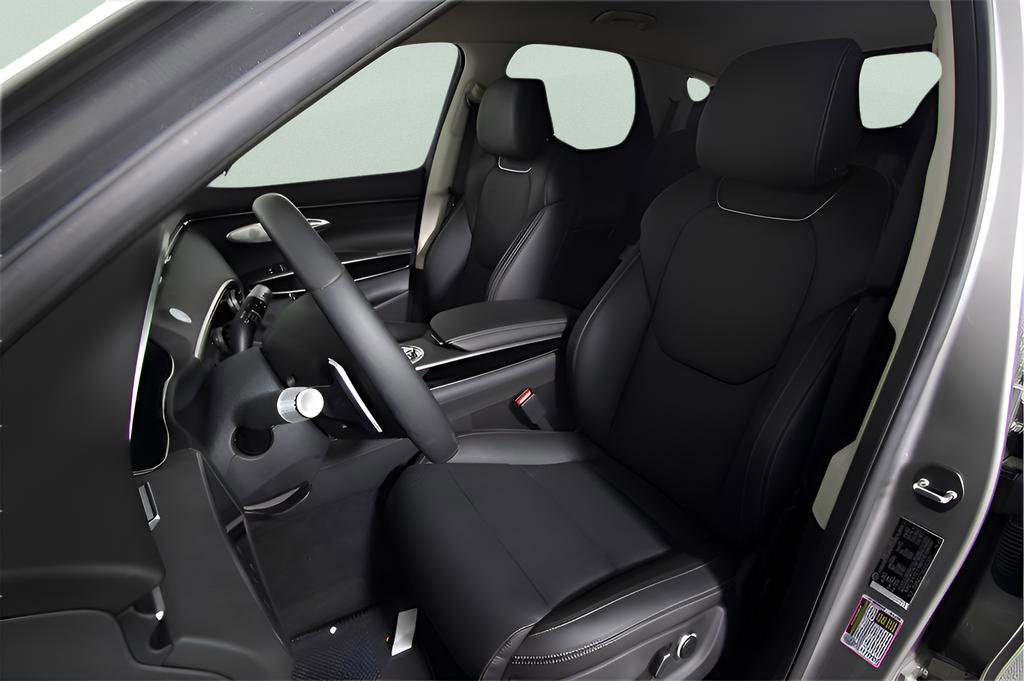 Used 2025 Genesis G70 3.3T Advanced w/ Sport Prestige Package image 10