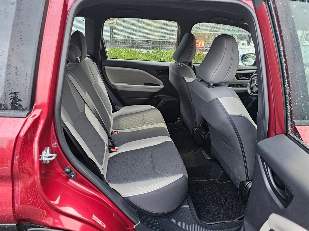Used 2025 Subaru Forester image 13