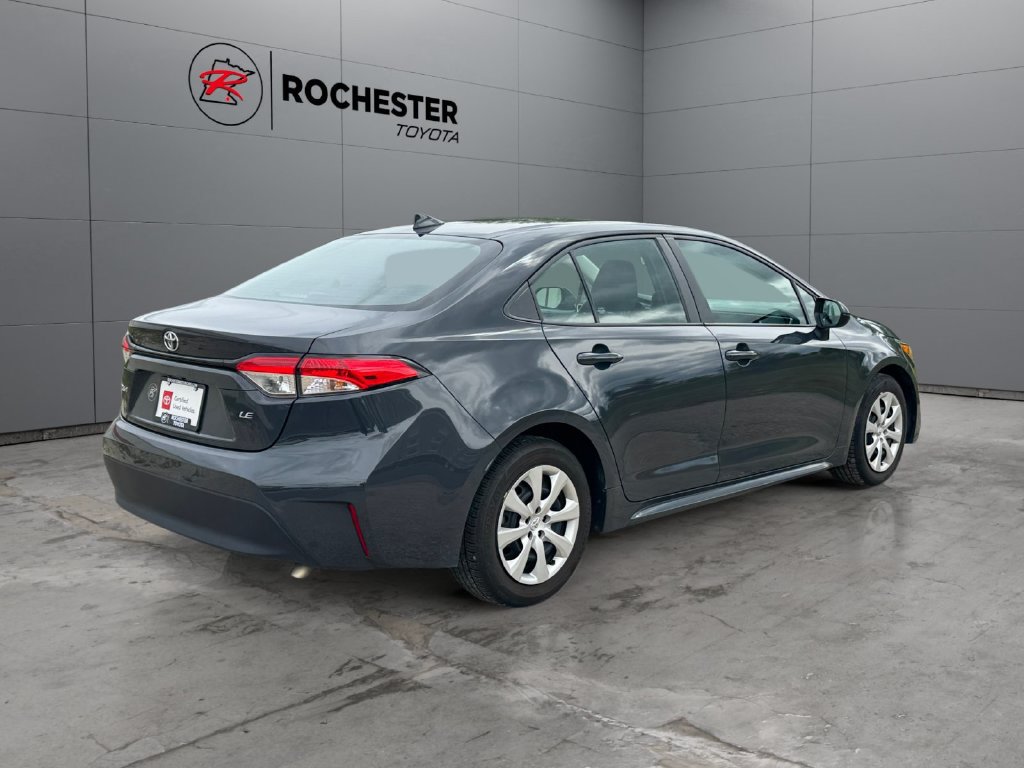 Certified 2025 Toyota Corolla LE FWD image 5