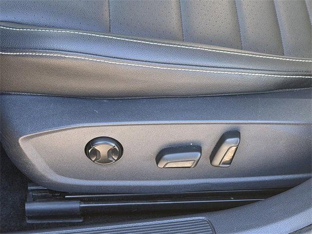 Used 2024 Volkswagen Jetta SE image 23