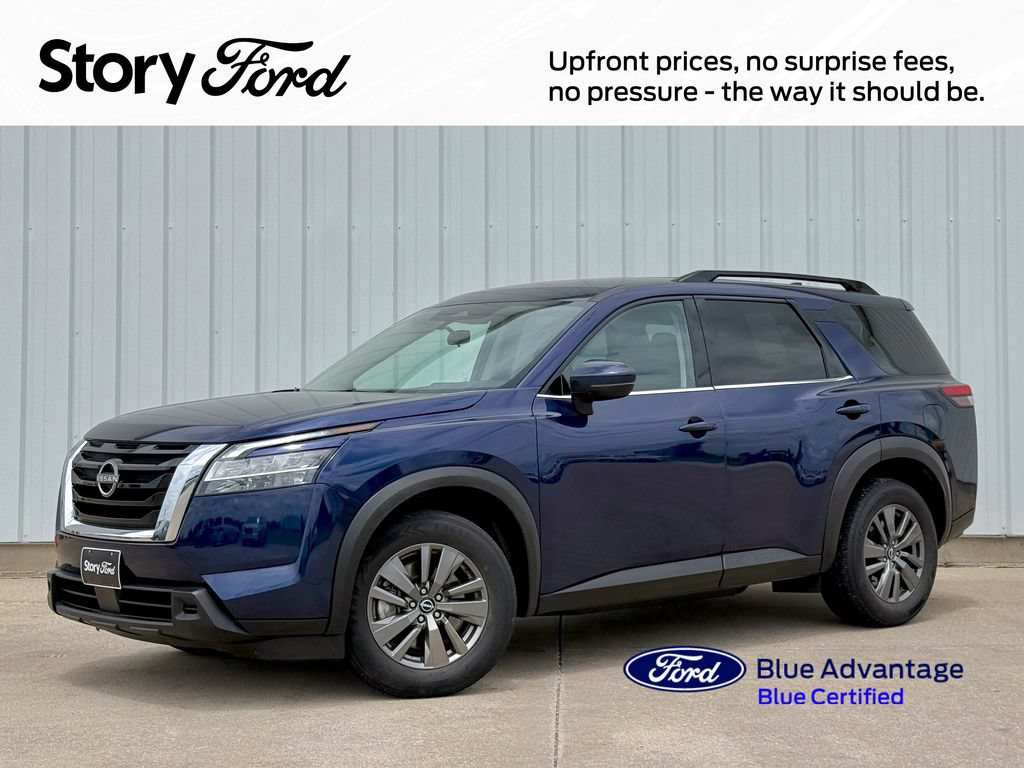 Used 2022 Nissan Pathfinder SV AWD/4WD image 1