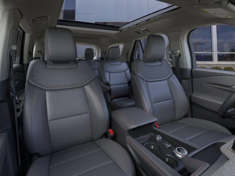 New 2026 Ford Explorer Active w/ Active Comfort Package AWD/4WD image 10