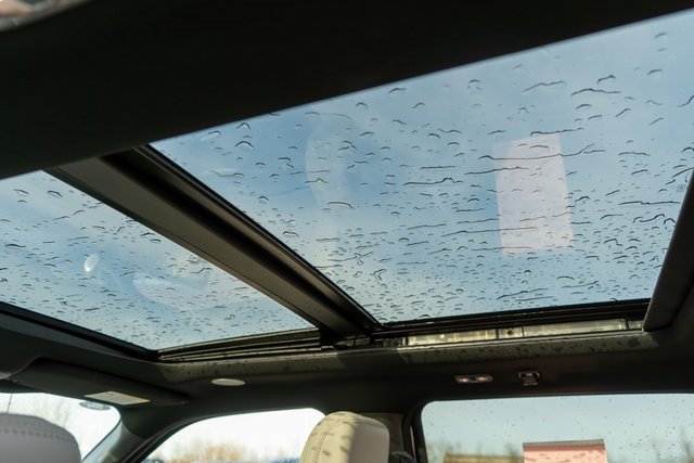 Used 2024 Ford F150 Lightning Platinum image 14