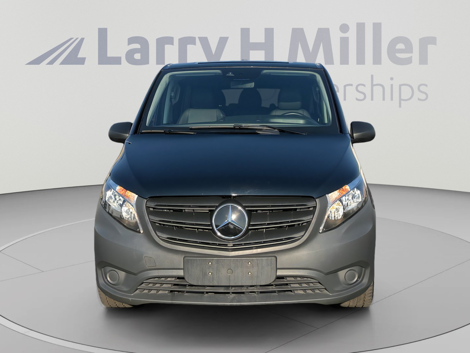 Used 2023 Mercedes-Benz Metris Passenger image 8
