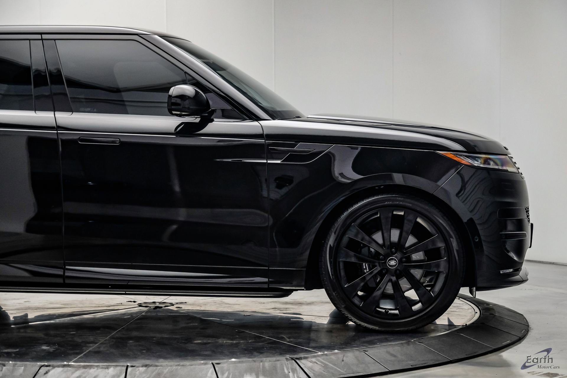 Used 2024 Land Rover Range Rover Sport Dynamic SE AWD/4WD image 20