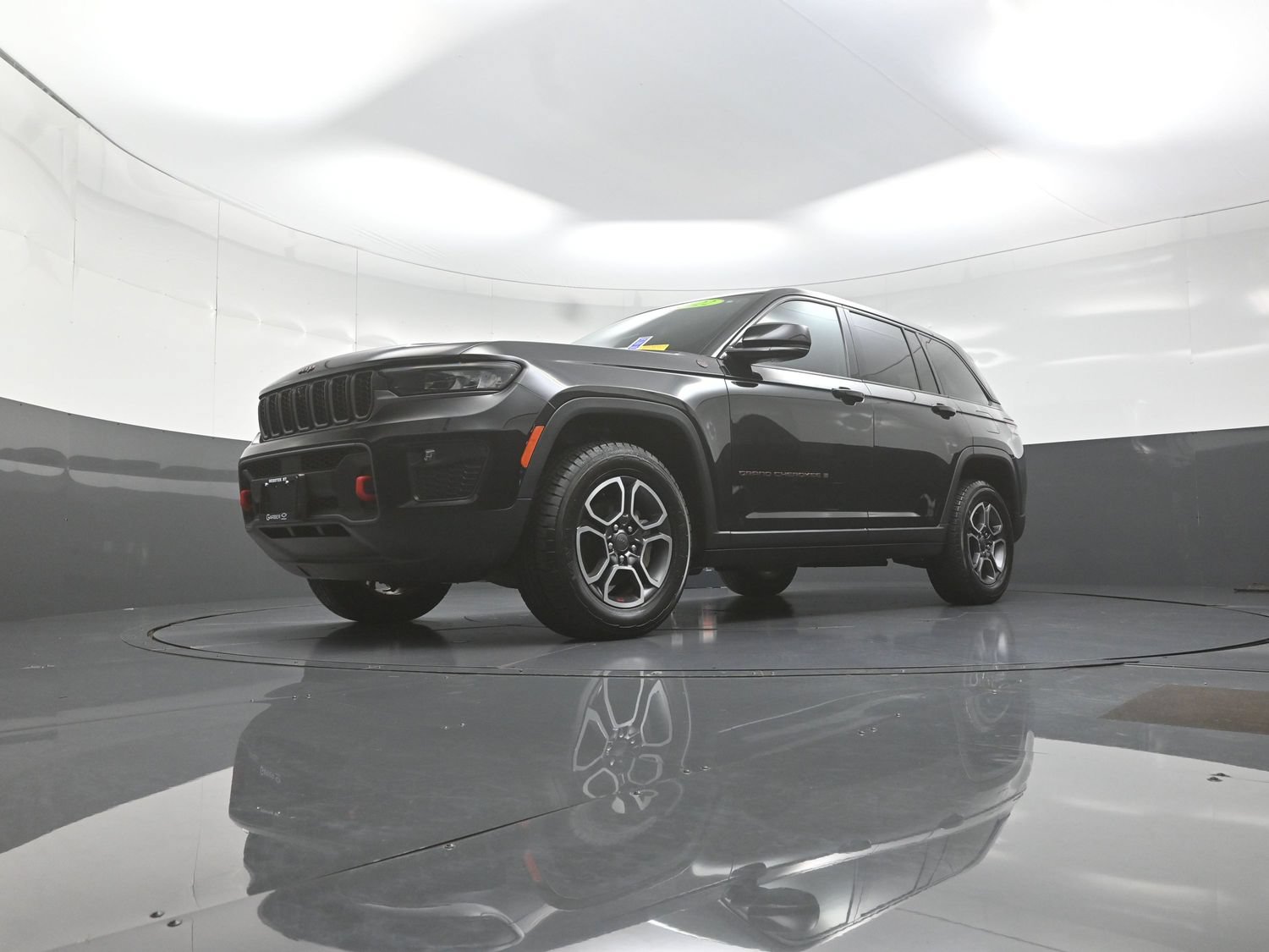 Used 2022 Jeep Grand Cherokee Trailhawk AWD/4WD image 11