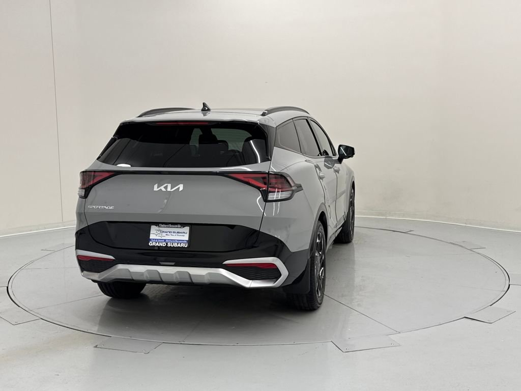 Used 2024 Kia Sportage SX image 5