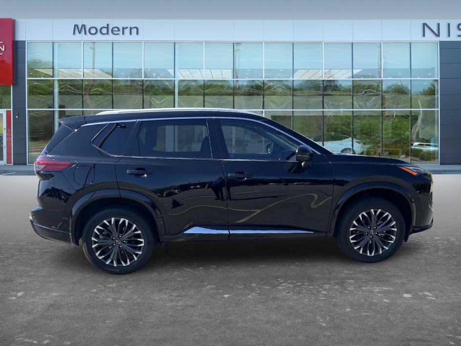 Certified 2026 Nissan Rogue Platinum w/ Platinum Premium Package AWD/4WD image 4