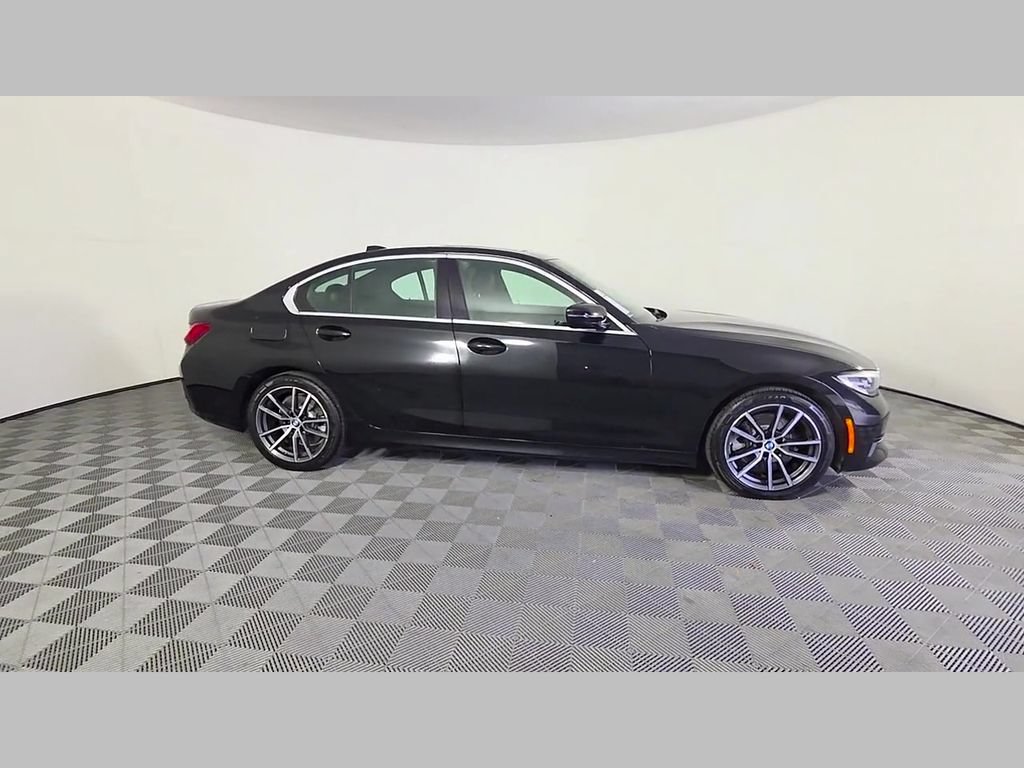Used 2020 BMW 330i Sedan w/ Driving Assistance Package RWD image 35