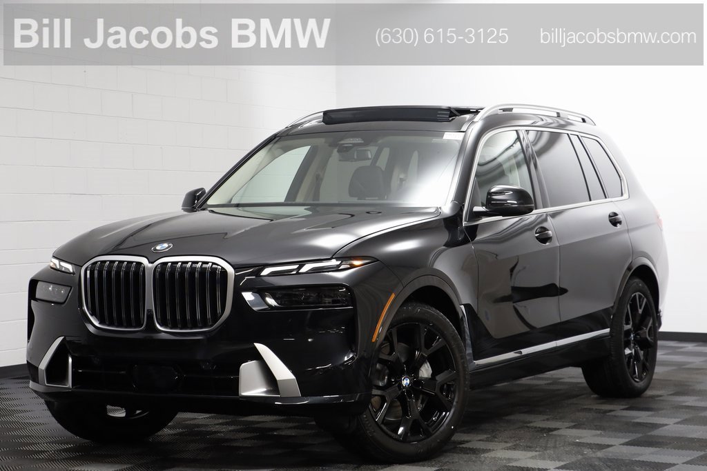 New 2025 BMW X7 xDrive40i w/ Parking Assistance Package