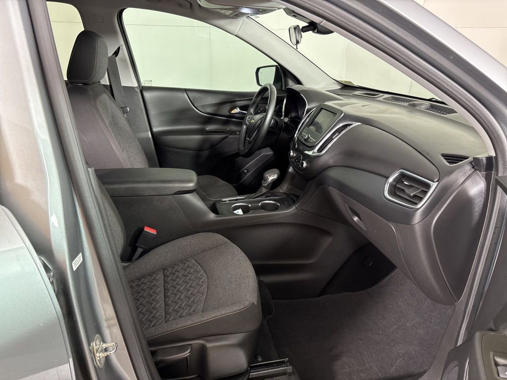 Used 2023 Chevrolet Equinox LT image 17