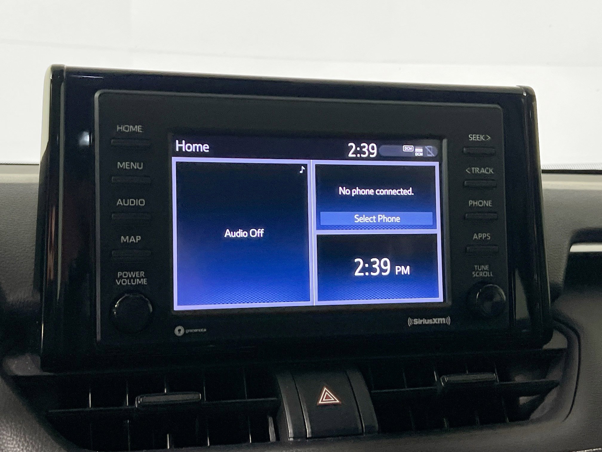 Used 2020 Toyota RAV4 LE image 26