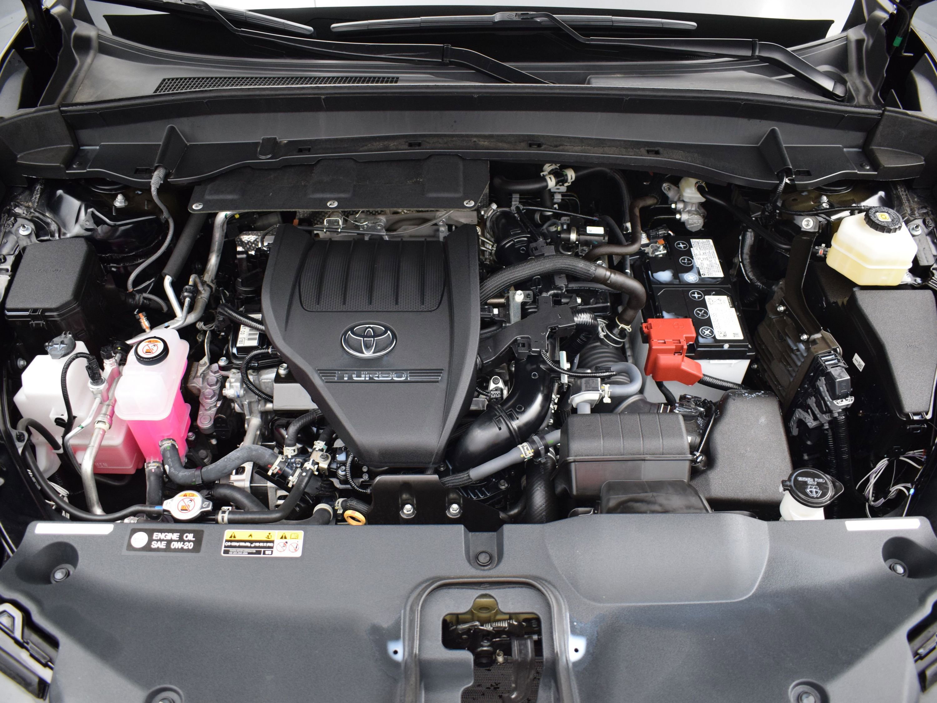 Used 2025 Toyota Grand Highlander AWD image 9